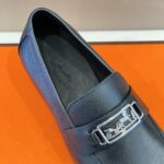 Giày đế cao Hermes Paris Loafer logo xe ngựa da taiga Like Auth