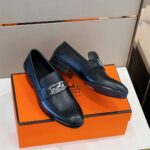 Giày đế cao Hermes Paris Loafer logo xe ngựa da taiga Like Auth