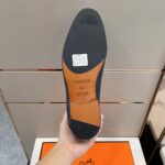 Giày đế cao Hermes Paris Loafer logo xe ngựa da taiga Like Auth