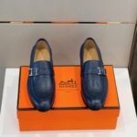 Giày Hermes Monterey Loafer da taiga xanh khóa lệch Like Auth