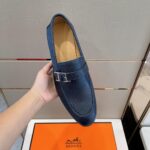 Giày Hermes Monterey Loafer da taiga xanh khóa lệch Like Auth