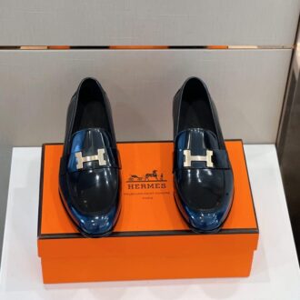 Giày Hermes Paris Loafer da bóng mặt khóa xước vàng Like Auth