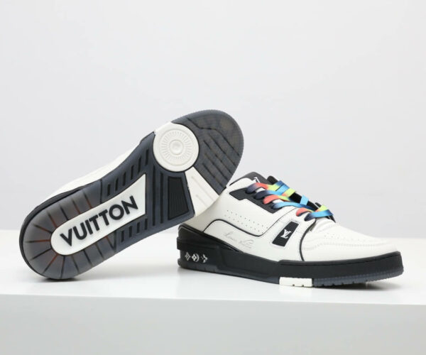 Giày Louis Vuitton LV Trainer 54 White Black dây cầu vồng Like Auth