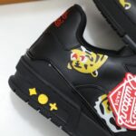 Giày Louis Vuitton LV Trainer Sneaker Tiger Black Like Auth