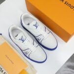 Giày Louis Vuitton Trainer White Blue Signature đế xanh Like Auth