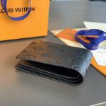 Ví Louis Vuitton Multiple Wallet Monogram màu đen hoa dập chìm like auth 1:1