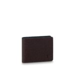 Ví ngắn LV Slender Wallet da taiga màu nâu đỏ họa tiết logo in chìm like auth 1:1