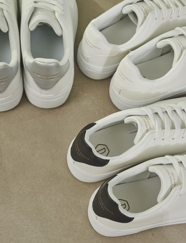 Domba là phân khúc giày bình dân, có mức giá chưa tới 2 triệu đồng