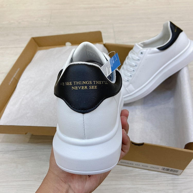 Kiểm tra giày Domba