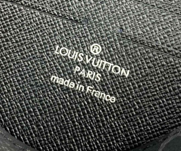 Clutch Louis Vuitton cầm tay Pochette Mono phối màu Like Auth