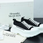 Giày Alexander McQueen Chunky Sole Black White Like Auth