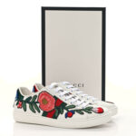 Giày Gucci hoa hồng Like Auth