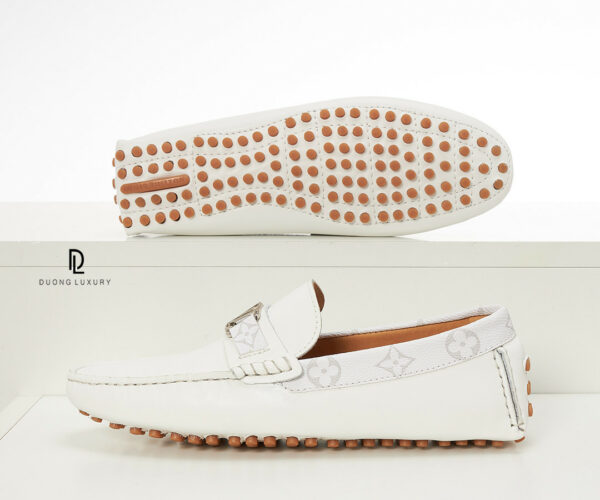 Giày LV siêu cấp Hockenheim Moccasin màu trắng tag hoa Monogram