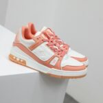 Giày Louis Vuitton hồng Trainer Monogram Pink