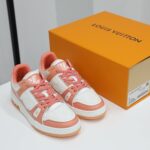 Giày Louis Vuitton hồng Trainer Monogram Pink