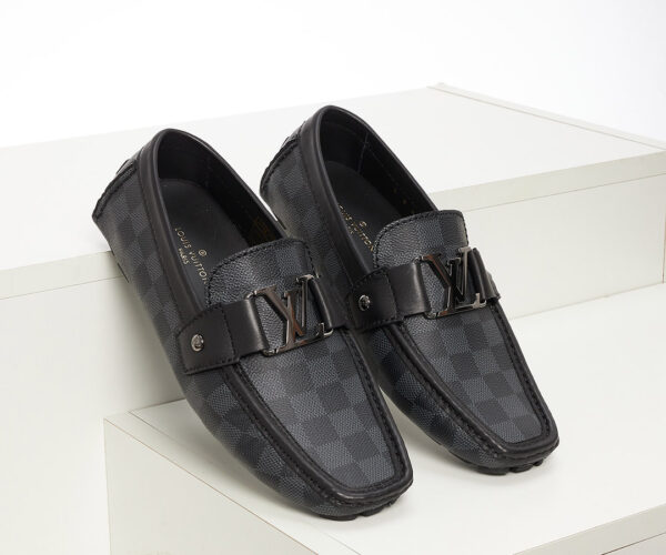 Giày lười Louis Vuitton đế vuông họa tiết caro xám đen