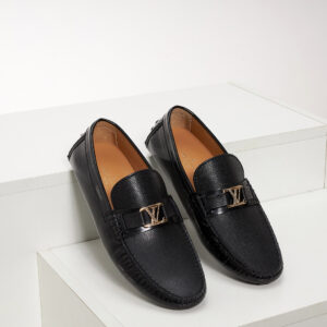 Giày lười Louis Vuitton viền bóng logo khóa vàng