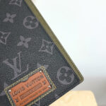 Ví gập Louis Vuitton Brazza Wallet Monogram Eclipse hoa đen Like Auth