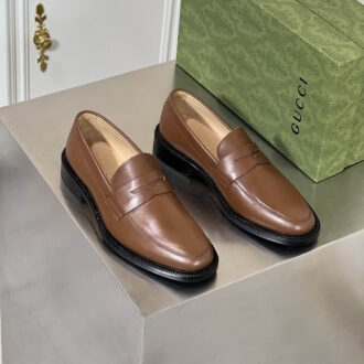 Giày lười Gucci da lì tag ẩn màu nâu