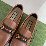 Giày lười Gucci Horsebit Loafers màu nâu tag đỏ