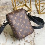 Túi đeo chéo Louis Vuitton S Lock hoa Monogram màu nâu Like Auth