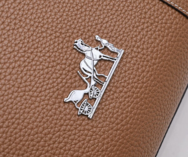 Túi xách nam Hermes logo xe ngựa màu nâu