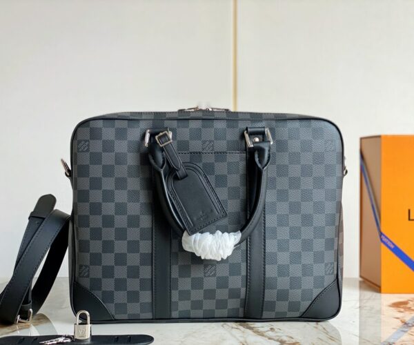Túi xách nam Louis Vuitton hoạ tiết caro Like Auth