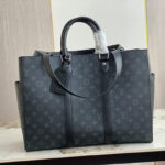 Túi xách nam Louis Vuitton Monogram hoa đen Like Auth