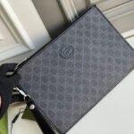 Clutch nam Gucci GG Canvas màu đen Like Auth