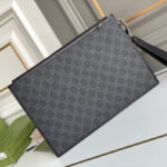 Clutch nam Gucci GG Canvas màu đen Like Auth