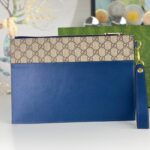 Clutch nam Gucci Pouch with Cut Out Interlocking G Blue Like Auth