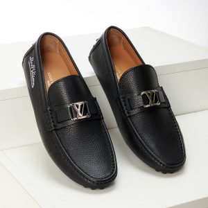 Giày lười Louis Vuitton màu đen họa tiết thêu chữ Like Auth