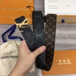 Thắt lưng Louis Vuitton khóa vàng dây 2 mặt hoa Monogram Like Auth