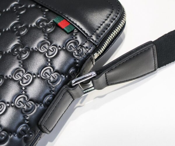 Túi đeo chéo Gucci logo chim phối da trơn màu đen