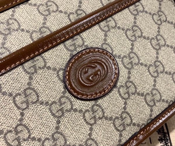 Túi đeo chéo Gucci Mini Bag With Interlocking G Beige Like Auth