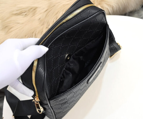 Túi đeo chéo Gucci siêu cấp hoạ tiết ngân phụ mà đen