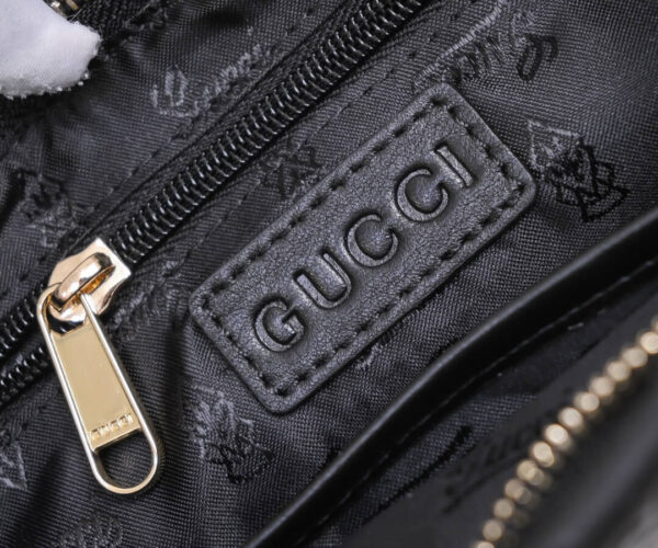 Túi đeo chéo nam Gucci siêu cấp đen hoạ tiết phối chỉ xanh đỏ