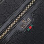 Túi đeo chéo nam Gucci siêu cấp ngăn khoá phụ màu đen