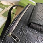 Túi đeo Gucci siêu cấp GG Embossed màu đen hoạ tiết ngăn phụ