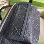 Túi đeo Gucci siêu cấp GG Embossed màu đen hoạ tiết ngăn phụ