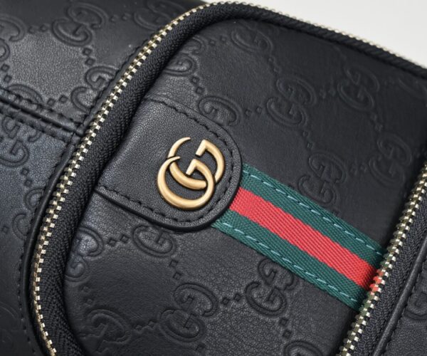Túi đeo ngực Gucci siêu cấp hoạ tiết logo chữ G