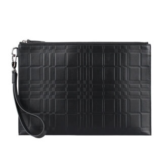 Clutch nam Burberry màu đen vân nổi Like Auth