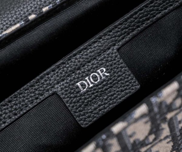 Túi đeo chéo Dior siêu cấp màu Bee hoạ tiết nắp phối da