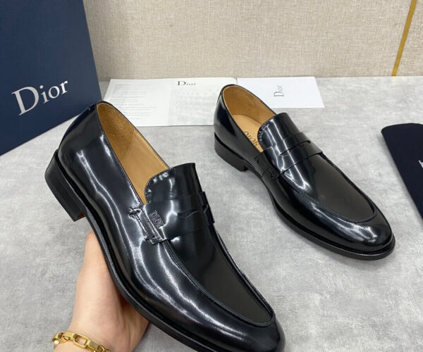 Giày lười Dior da bóng màu đen tag ẩn Like Auth