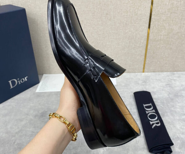 Giày lười Dior da bóng màu đen tag ẩn Like Auth