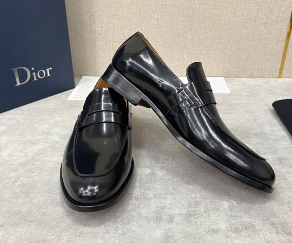 Giày lười Dior da bóng màu đen tag ẩn Like Auth