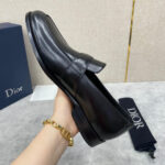 Giày lười Dior tag lệch da lì Like Auth màu đen