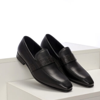 Giày Salvatore Ferragamo đế cao họa tiết logo dập màu đen Like Auth